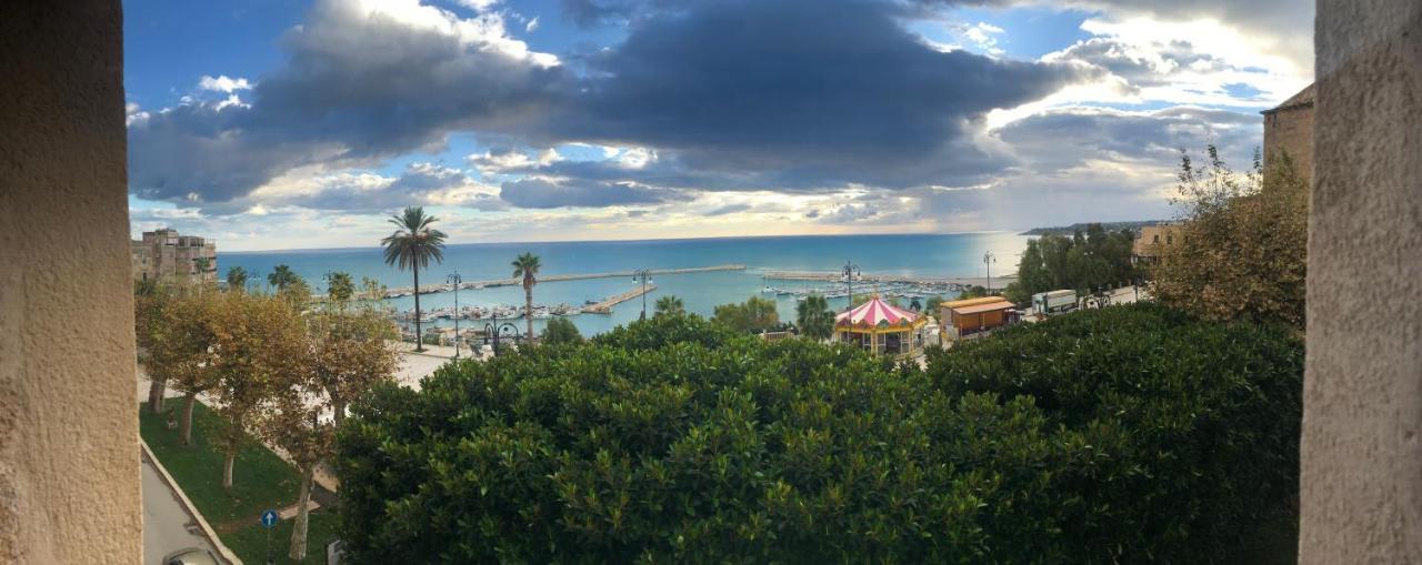 Le Maestranze Deluxe Rooms Sciacca Exterior photo
