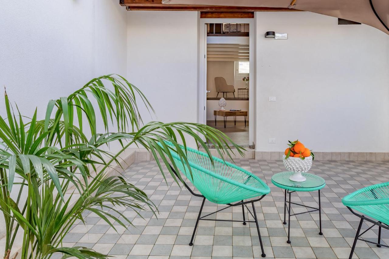 Le Maestranze Deluxe Rooms Sciacca Exterior photo