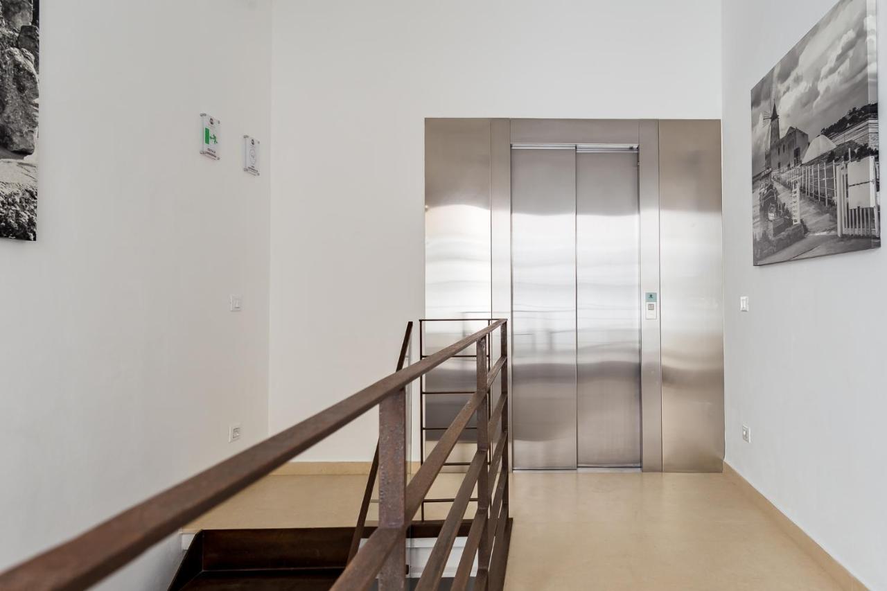 Le Maestranze Deluxe Rooms Sciacca Exterior photo
