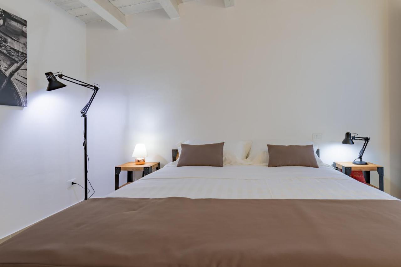 Le Maestranze Deluxe Rooms Sciacca Exterior photo